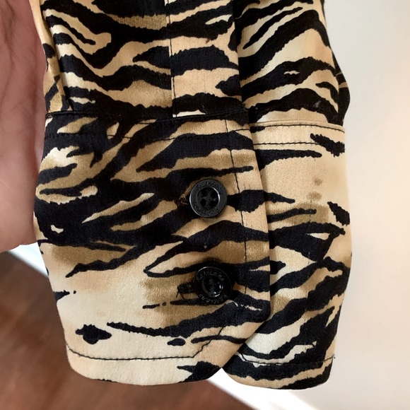 Marciano size M blouse animal print - Picture 8 of 12